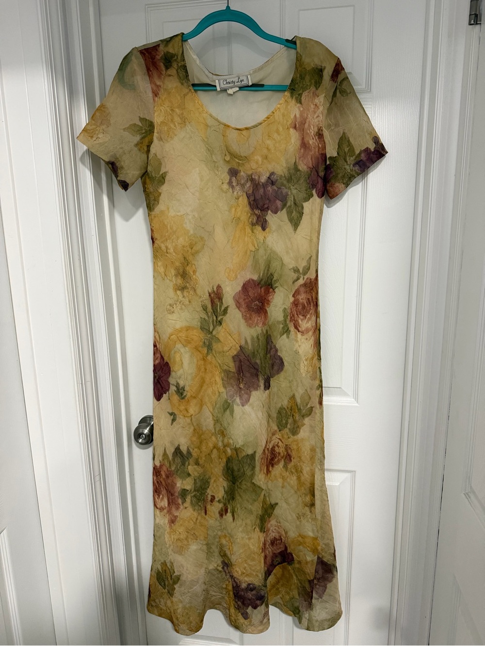 Vintage inspired Cream Yellow Floral Scoop-Neck Midi Dress by